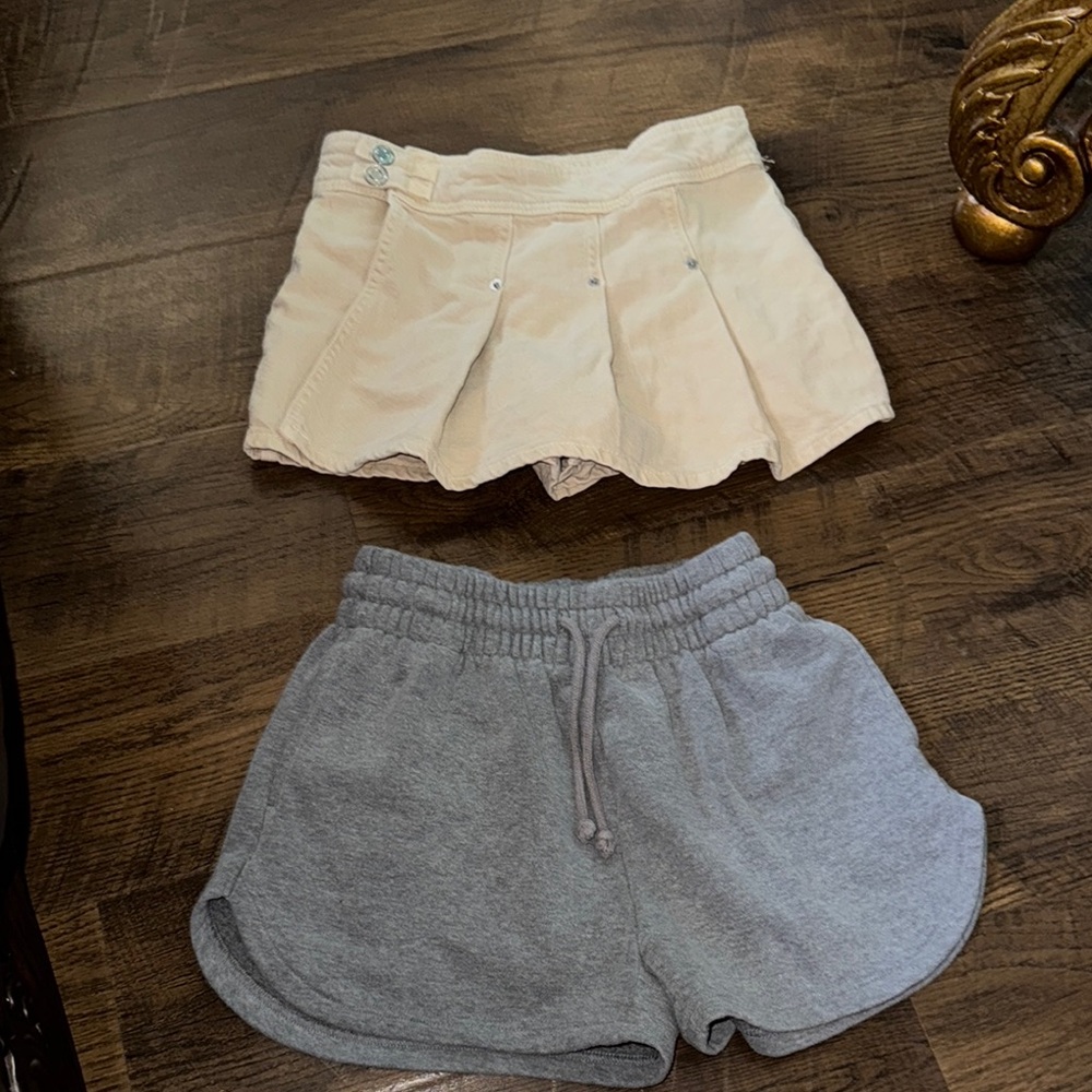 Beige Skirt and Gray Shorts Set